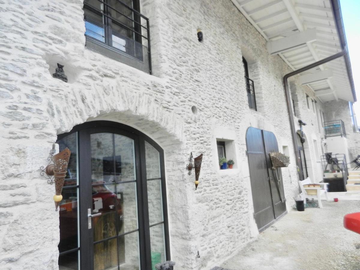 Chez Gege & Mado Apartamento Seyssel Exterior foto